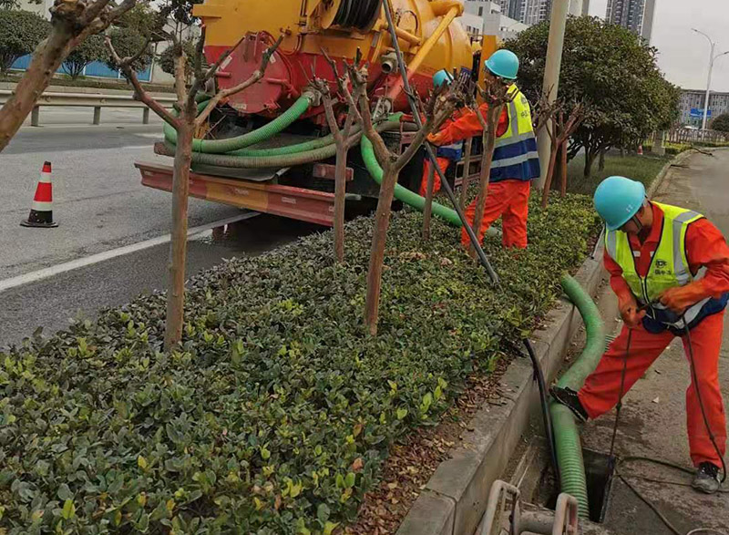 小金市政管道清淤