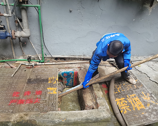 小金清掏化粪池